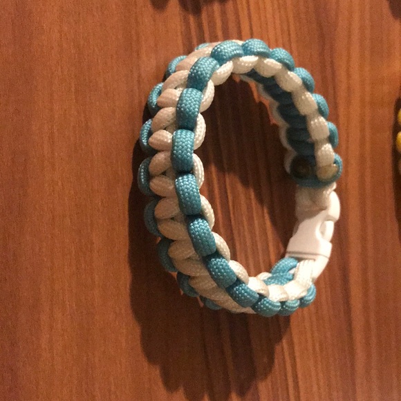 Handmade unisex bracelets - Picture 2 of 7